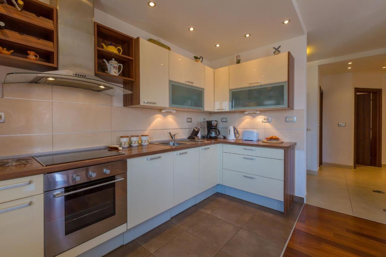 Apartment Egita Crikvenica Εξωτερικό φωτογραφία